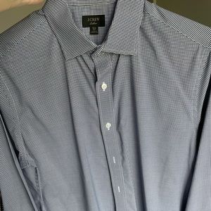 Jcrew mens Ludlow Dress shirt 15 1/2 neck, 34 inch sleeve. Freshly drycleaned